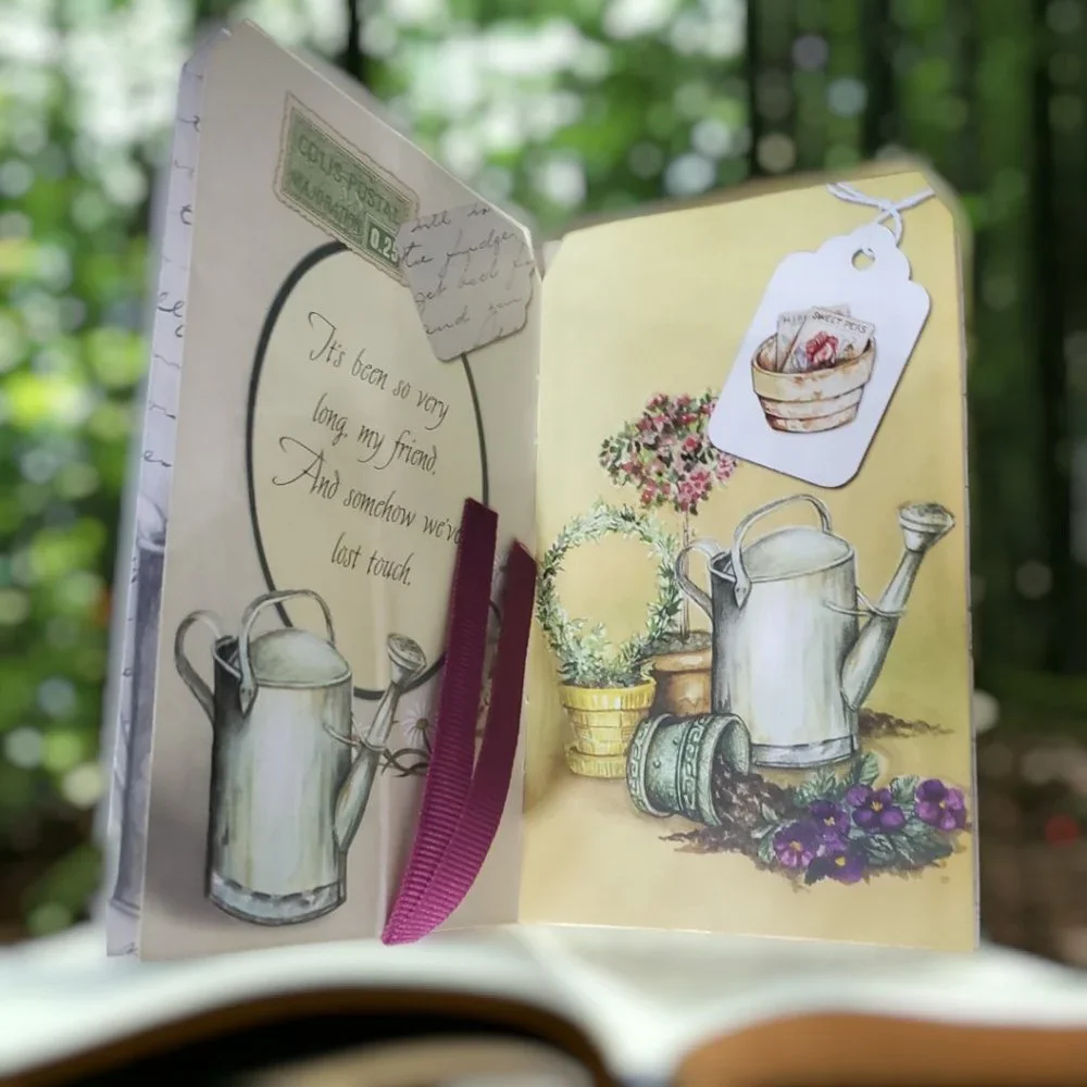 Gift Tag Friendship Magnetic Booklet with Envelope & Ribbon - Set of 4